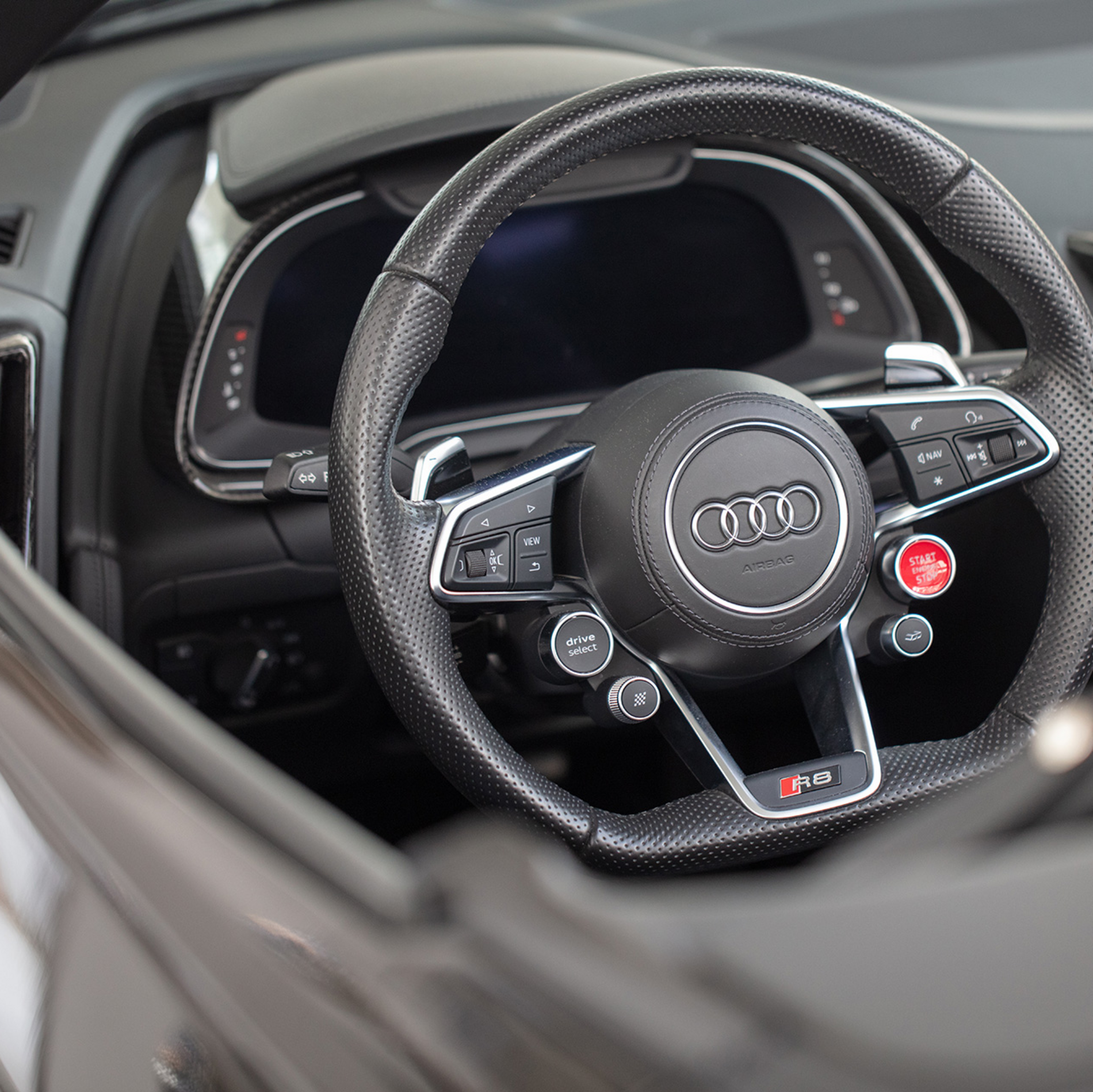 Lifesteil - Audi R8 Autovermietung Lifesteil - Audi R8 Autovermietung